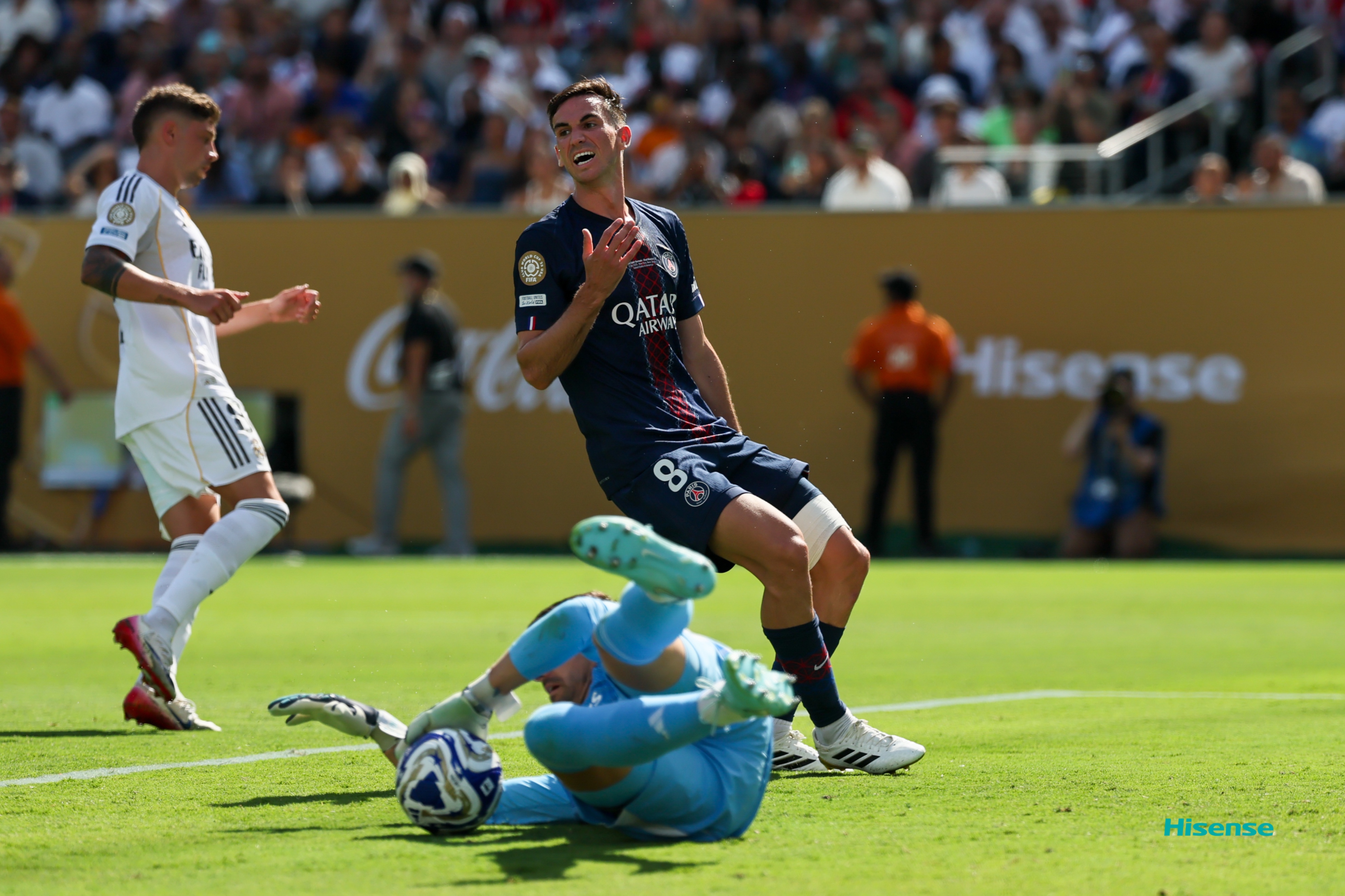 开元游戏APP下载关于葡超倒计时,AC米兰赛后篮板制胜,细节引发关注,更衣室稳定,团队化学反应显著的信息