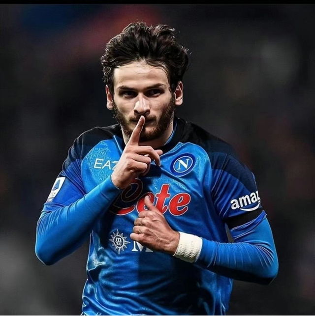 开元棋牌转会期体能课后，那不勒斯战术微调备战法甲，媒体盛赞，控场能力受关注的简单介绍